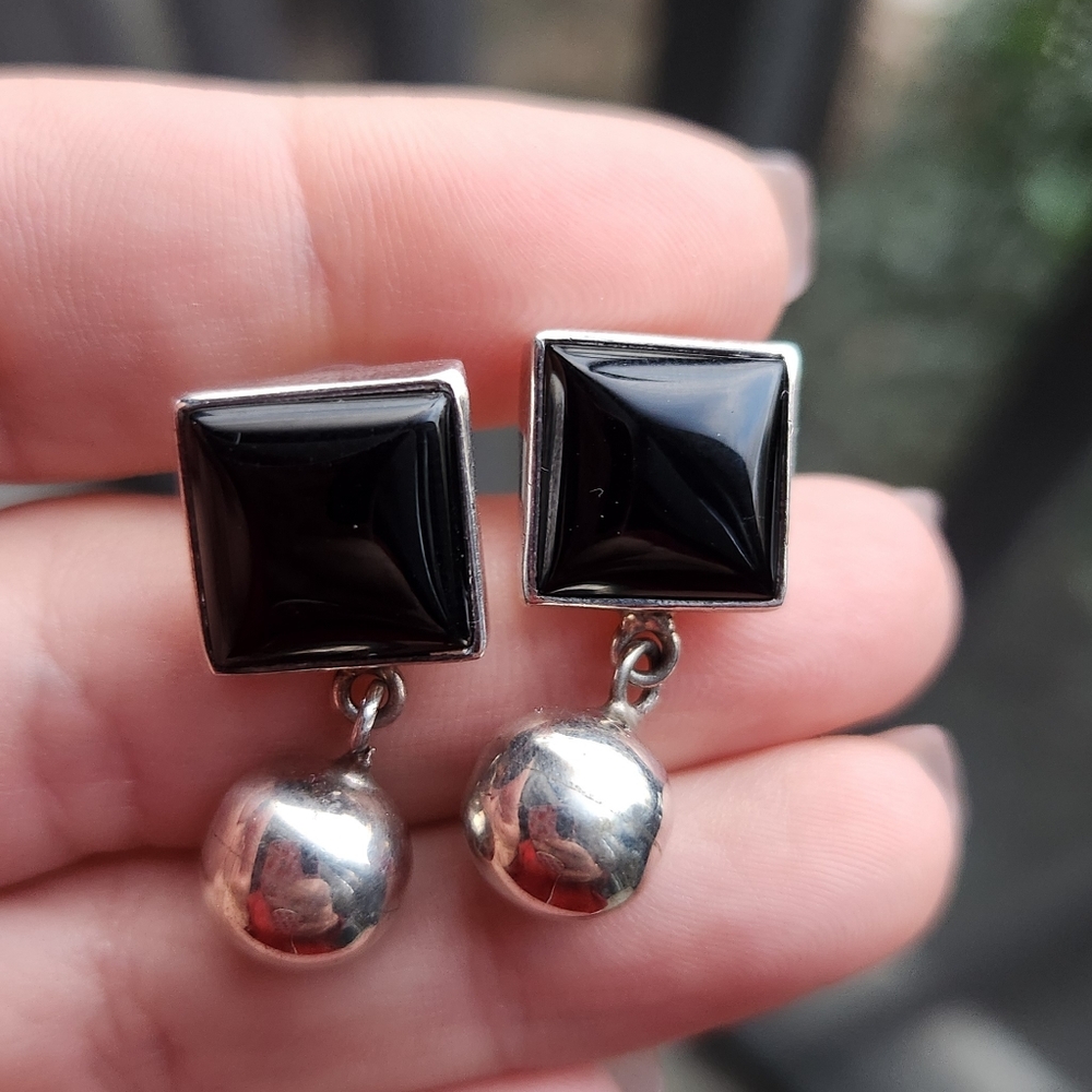 Handmade Sterling Silver 925 Onyx Abd Silver Ball Stud Dangle Earrings